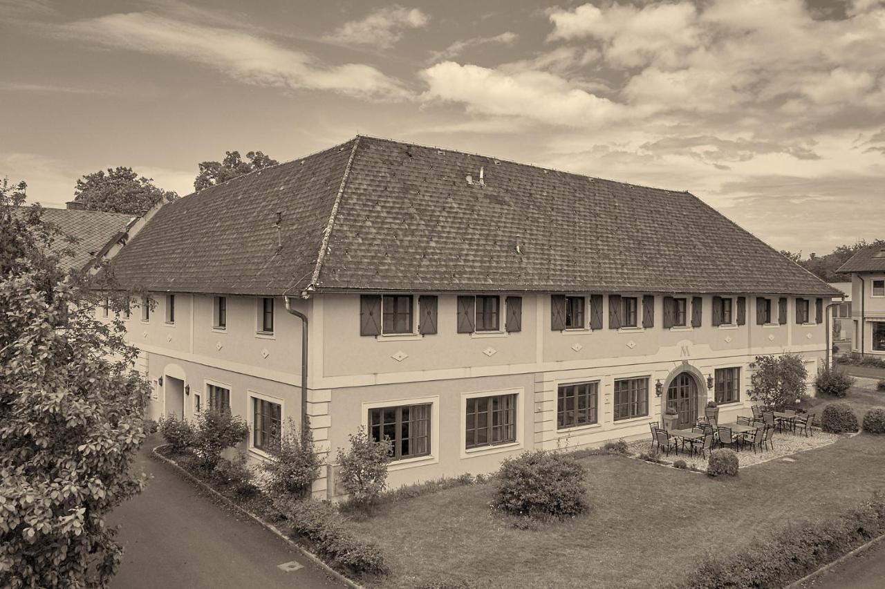 Landgasthof Mayr Steyr Exterior photo